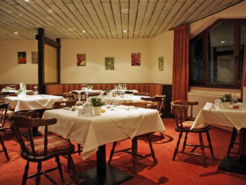 Hotel Mooserkreuz St. Anton am Arlberg Restaurant bilde